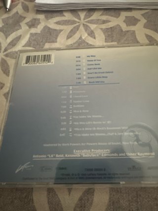 CD Usher Live