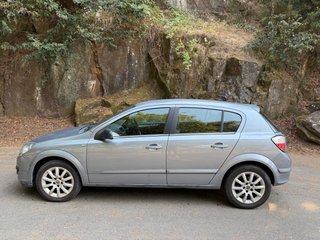 Opel Astra 2006