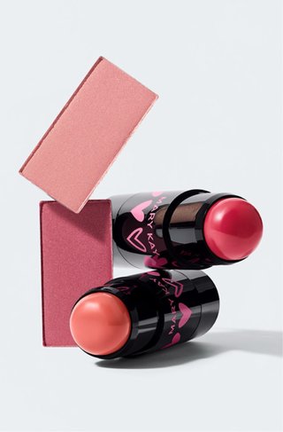 Mary Kay Rubor en Barra y Sombra Rosa