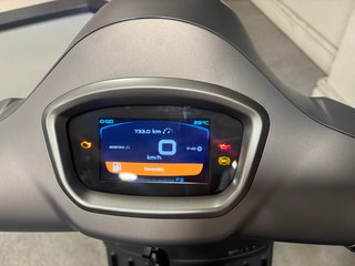 Vespa GTS 300 Super Tech Gris