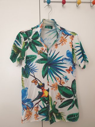 Camisa Hawaiana Estampada Talla S