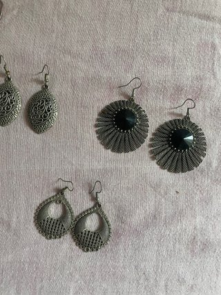 Lote 13 pares pendientes plata y multicolor