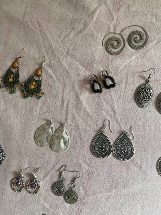 Lote 13 pares pendientes plata y multicolor