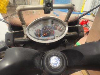 Kymco Grand Dink Gris Maxi Scooter