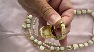 Anillo Ajustable Beige y Dorado