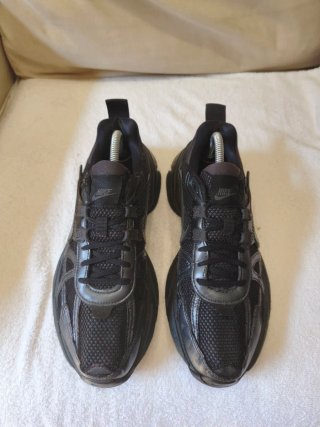 Zapatillas Nike V2K Run Triple Black Talla 40