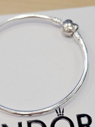 Pulsera Pandora Corazón Rígida 19cm + Caja