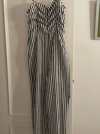 Mono Bershka rayas blanco y negro