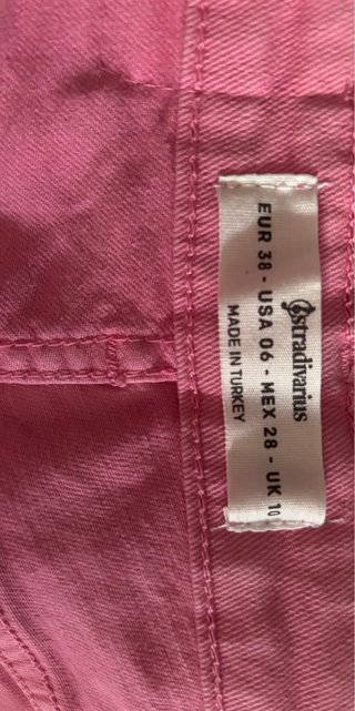 Pantalón vaquero corto rosa