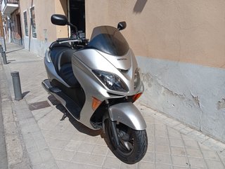 Honda Forza 250 Maxi Scooter