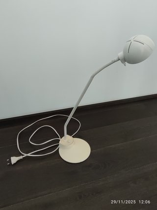 Lampada da scrivania flessibile