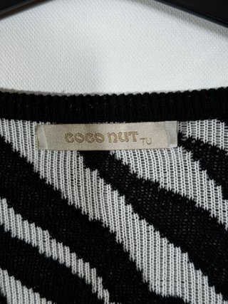 Chaqueta tejida de estampado cebra con cremallera