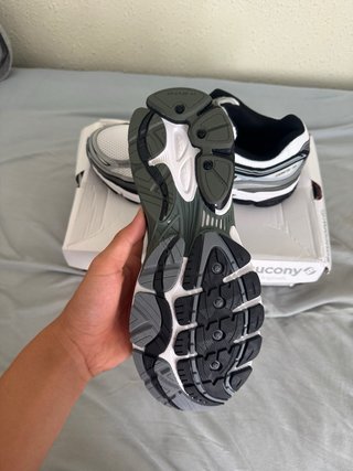 Saucony Omni 9 - Nuevas a estrenar