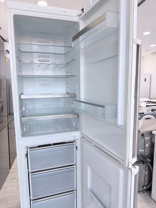 FRIGORÍFICO COMBI SIEMENS 2MTS NO FROST A+