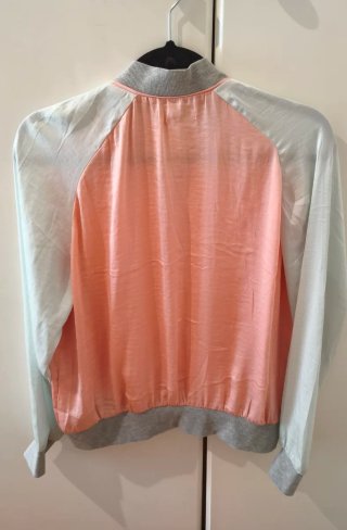 Chaqueta Bomber Stradivarius Pastel Talla L