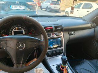 Mercedes-Benz Clase C 2004