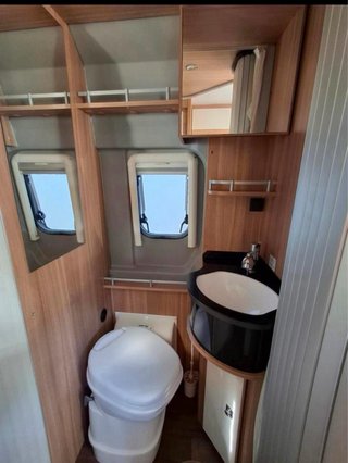 Autocaravana Pössl 2Win R 2015