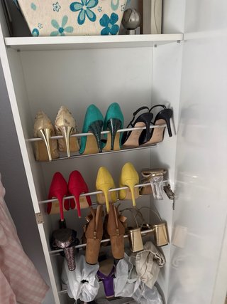 Zapatero blanco con espejo