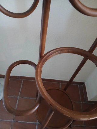 Mueble antiguo para restaurar.