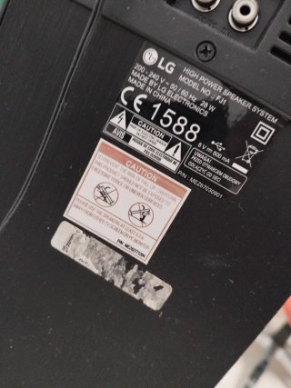Torre de Sonido LG FJ1 Negra