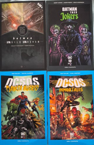 4 libros de dc pocket