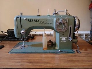 Máquina de coser Refrey Transforma antigua