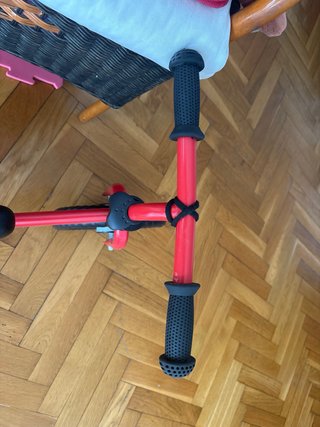 Bicicleta de equilibrio roja Juguettos