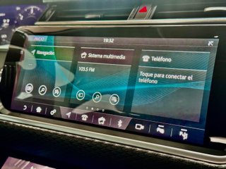 Land Rover Range Rover Velar 2.0 D180 132kW R-Dynamic SE 4WD Auto