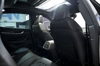 Maserati Levante   Modena S V6 430CV Gasolina AWD
