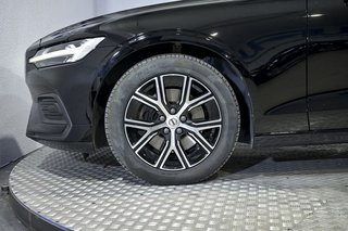 Volvo V60   2.0 B4 D Essential Auto