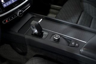 Volvo V60   2.0 B4 D Essential Auto