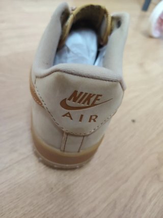 Nike Air Force 1 Beige/Marrón