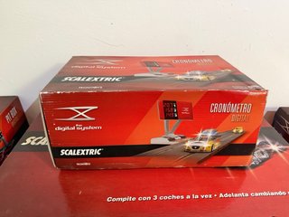 Conjunto Scalextric Digital System