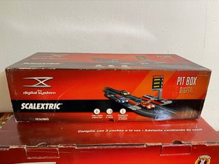 Conjunto Scalextric Digital System