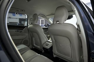 Volvo V90   2.0 B4 D Inscription Auto