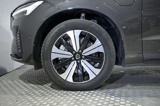 Volvo XC60   2.0 T6 AWD Recharge Plus Dark Auto