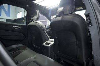 Volvo XC60   2.0 T6 AWD Recharge Plus Dark Auto