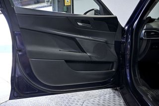 Jaguar XE   2.0 Diesel RWD 120kW Prestige Auto