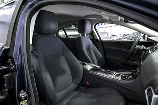 Jaguar XE   2.0 Diesel RWD 120kW Prestige Auto