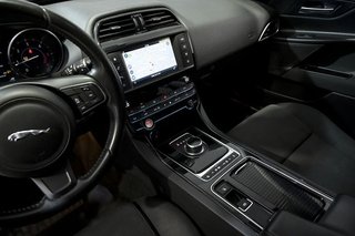 Jaguar XE   2.0 Diesel RWD 120kW Prestige Auto