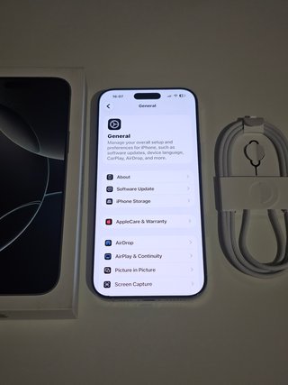iPhone 16 Pro Max 256GB Blanco + Accesorios