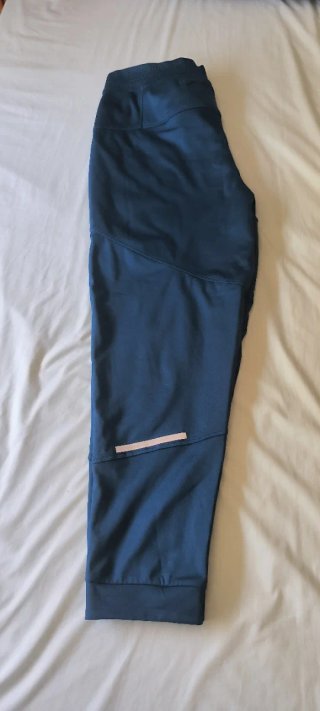 Pantalones deportivos azul marino