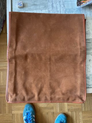 Porta camicie in velluto marrone
