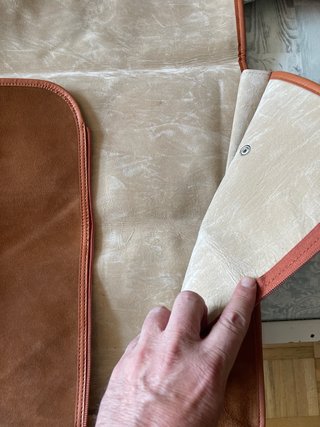 Porta camicie in velluto marrone