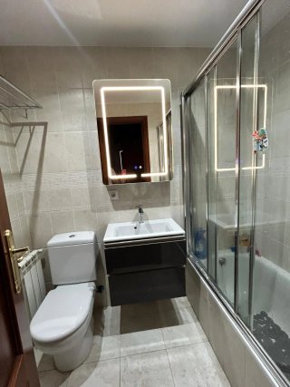 Piso impecable astillero exterior completo