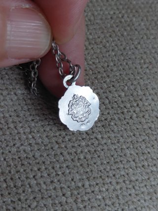 Medallita Virgen del Rocío 1980 Plata