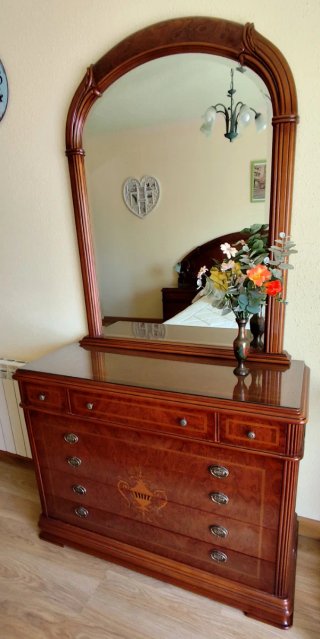 Dormitorio completo de matrimonio