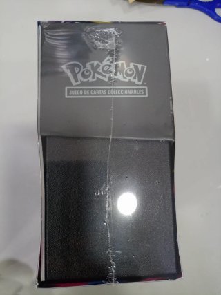 Caja Entrenador Élite Pokémon Oscuridad Absoluta