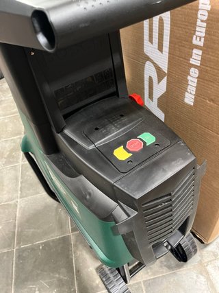 Trituradora de jardín eléctrica Bosch AXT 22 D