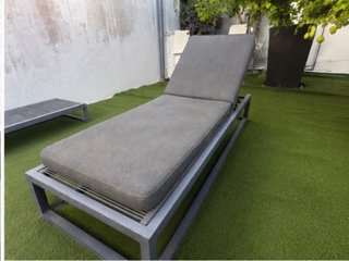 Tumbonas de diseño Borek X4